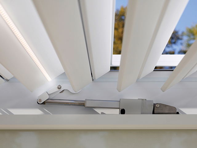 الظلال الاردن | المظلات والخيام (الجازيبو والشد) والأعمال الخشبية