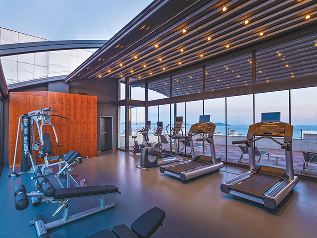 الظلال الاردن | المظلات والخيام (الجازيبو والشد) والأعمال الخشبية